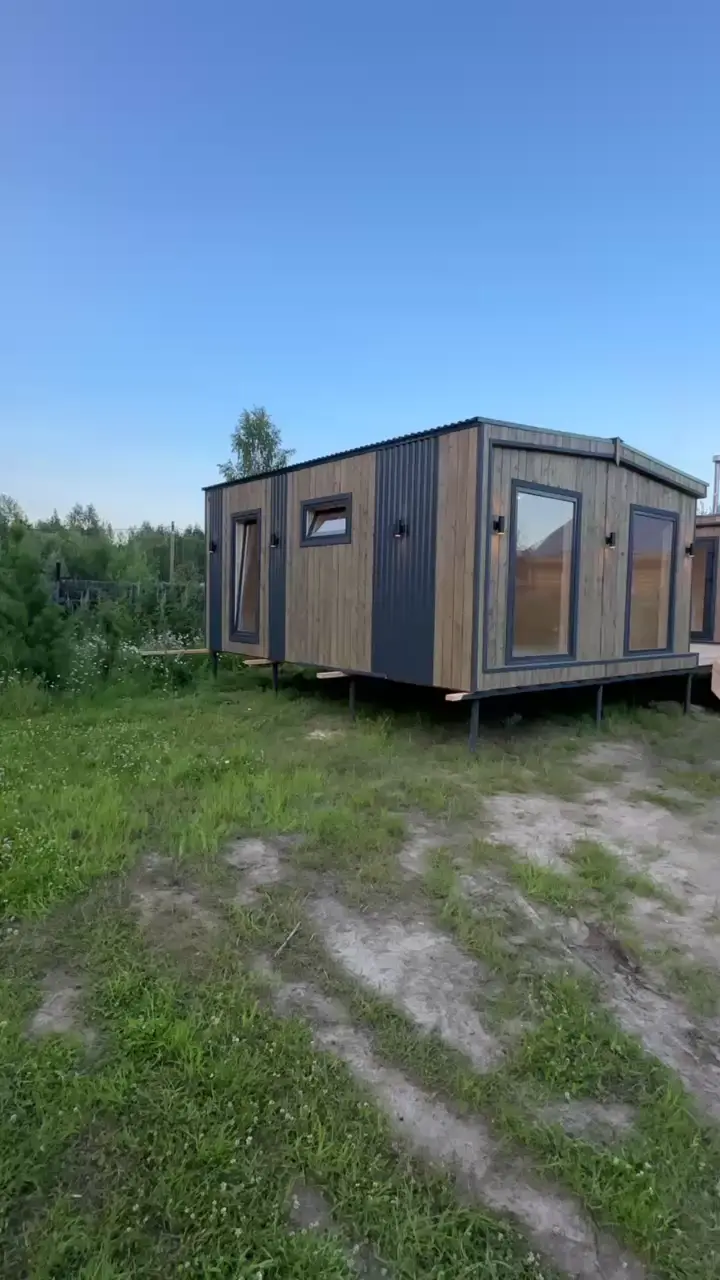 Дом и баня на участке